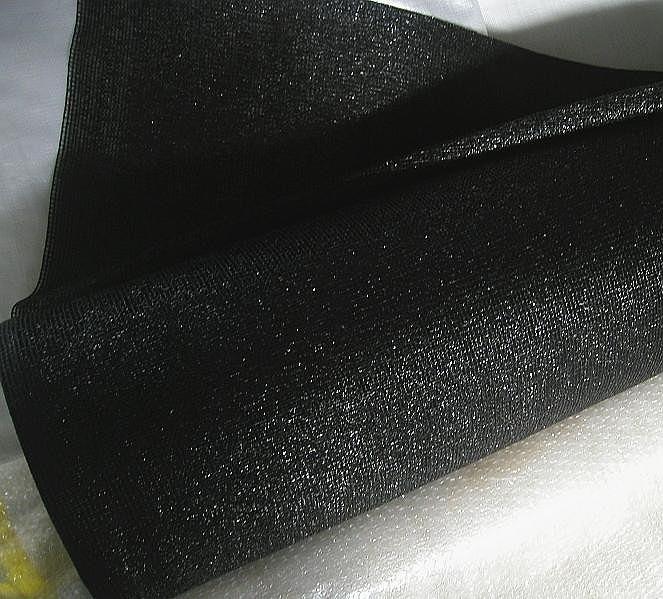 Stínící tkanina se sníženou hořlavostí 150 g/m2, černá, výška 2,07m - balení 50m