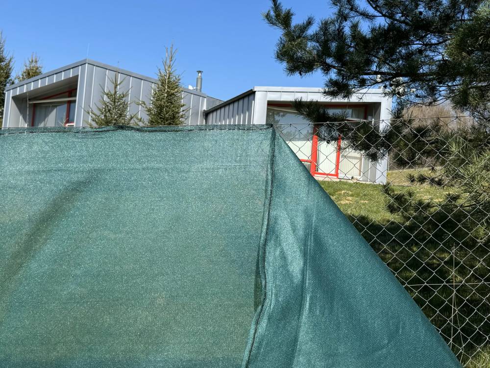 Stínící tkanina 150 g/m2, zelená, výška 1,6m - balení 50m