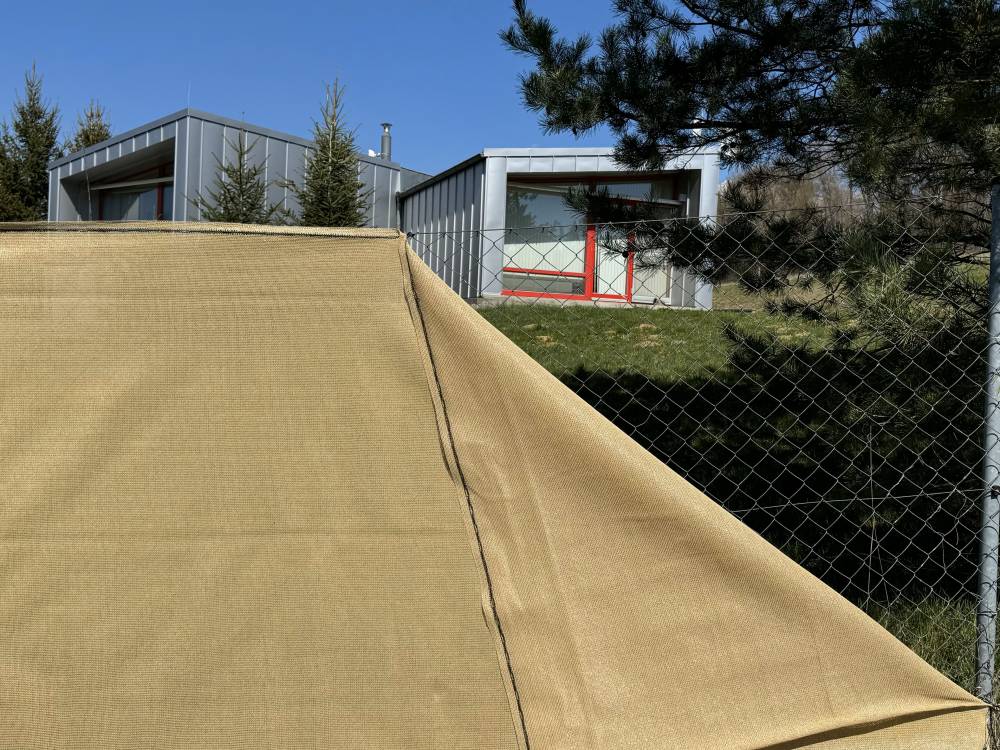 Stínící tkanina 150 g/m2, písková, výška 2,0m - metráž