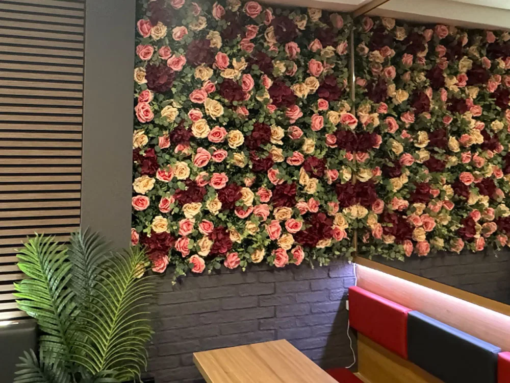 Wall flower - pink rose and dark red hydrangea, dílec 50 x 50 cm